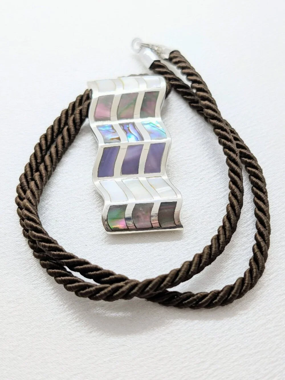 HOST PICK!! NEW Mother of Pearl and Abalone Geometric Pendant Necklace - Picture 6 of 8